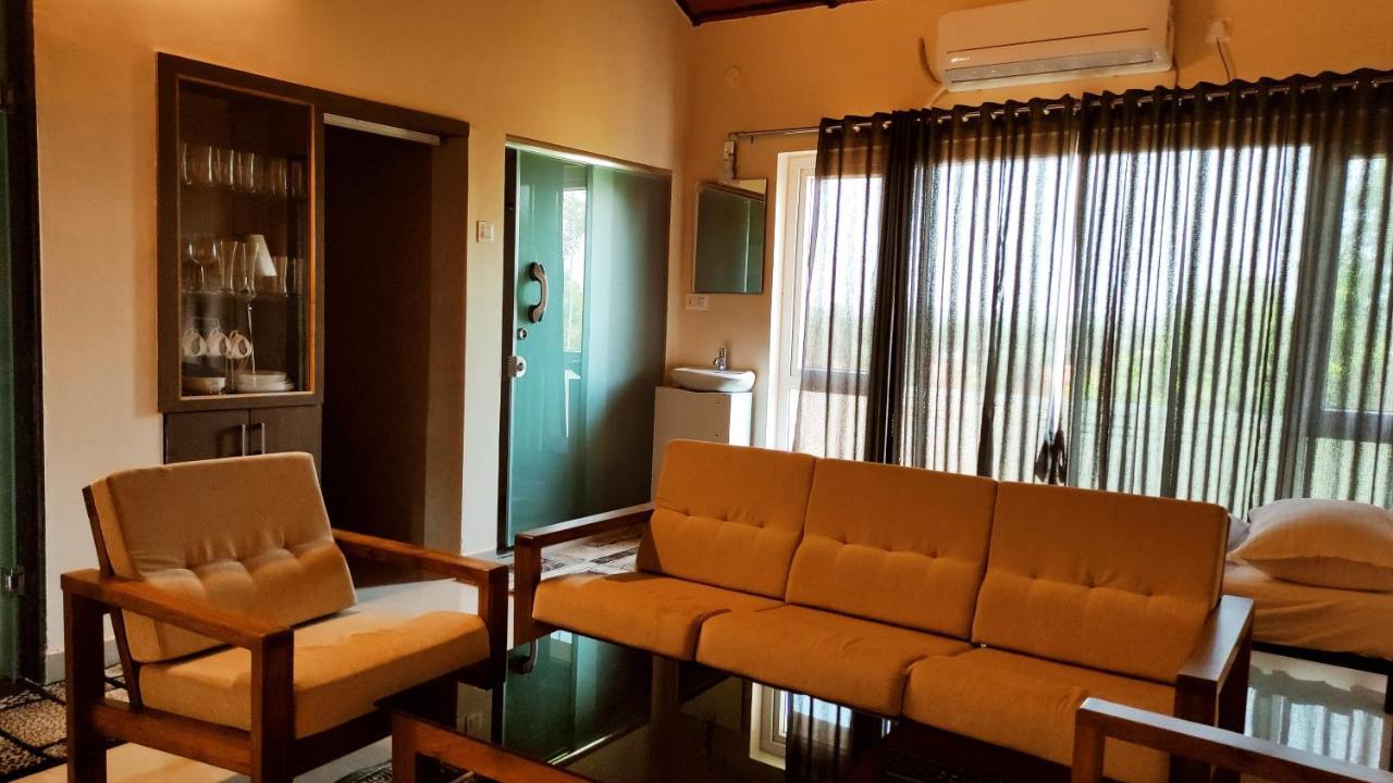 Badami Heritage Resort Exterior photo